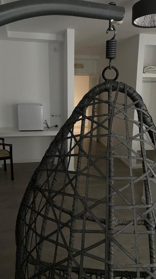 Brandao House Hostel Caparica Buitenkant foto